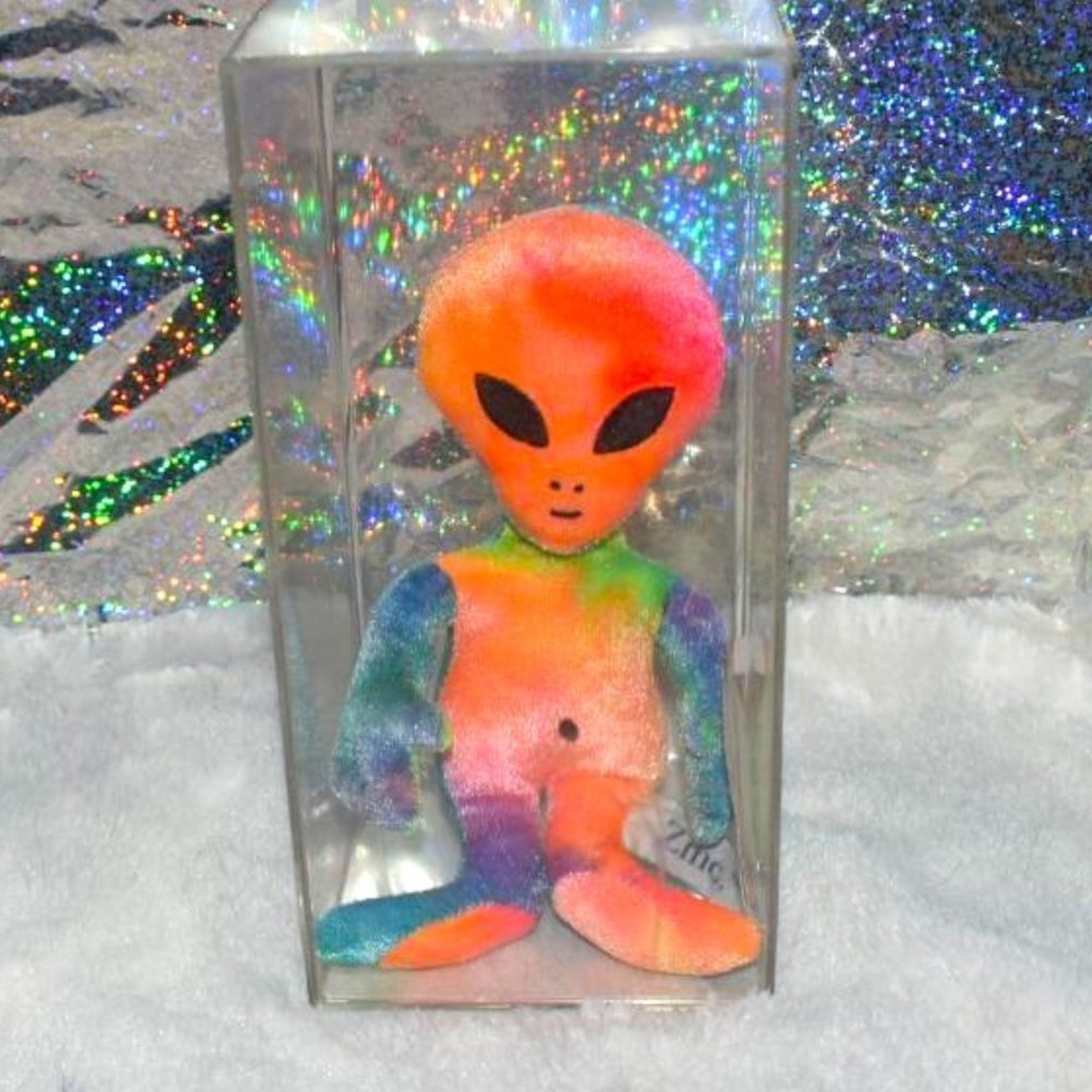 Cosmo Critters Originals Zinc Tie-Dye Alien Bean Bag Plush W/ Display Case